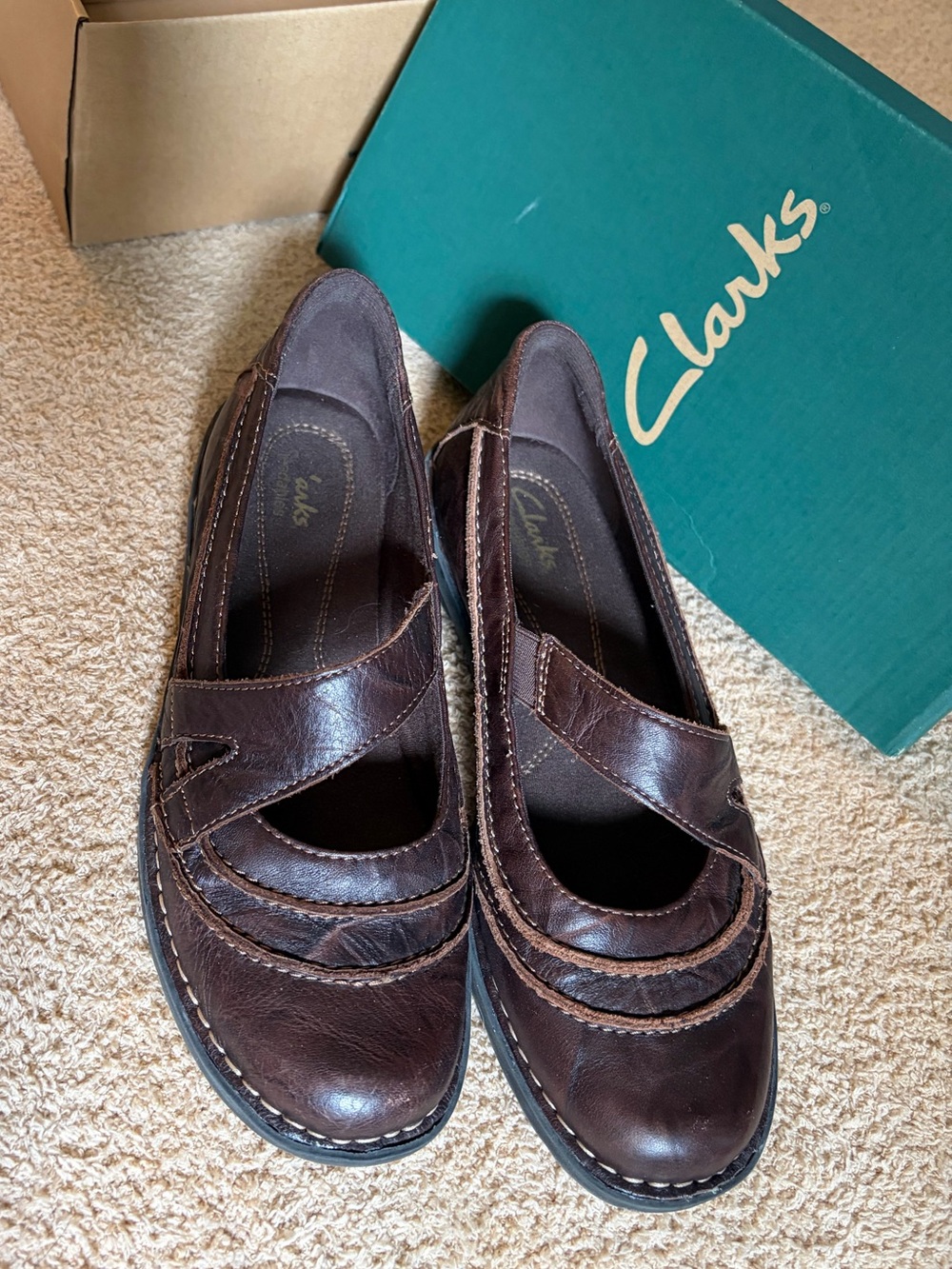Clarks Women's Dark Brown Leather Mary Jane Loafers